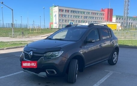 Renault Sandero II рестайлинг, 2018 год, 999 000 рублей, 3 фотография