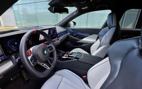 BMW M5, 2025 год, 18 900 000 рублей, 2 фотография