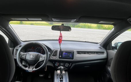 Honda HR-V II, 2018 год, 1 750 000 рублей, 7 фотография