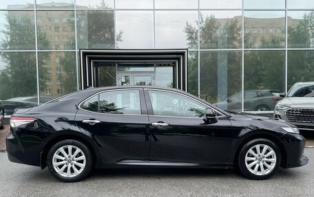 Toyota Camry, 2021 год, 2 424 000 рублей, 9 фотография