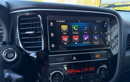 Mitsubishi Outlander III рестайлинг 3, 2019 год, 2 297 000 рублей, 25 фотография