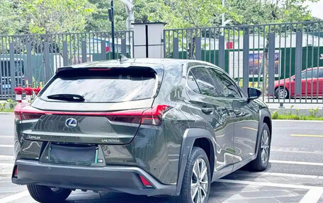 Lexus UX I, 2023 год, 1 900 000 рублей, 4 фотография
