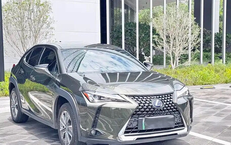Lexus UX I, 2023 год, 1 900 000 рублей, 3 фотография
