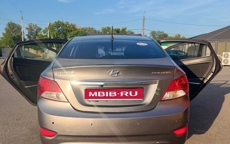 Hyundai Solaris II рестайлинг, 2011 год, 830 000 рублей, 4 фотография