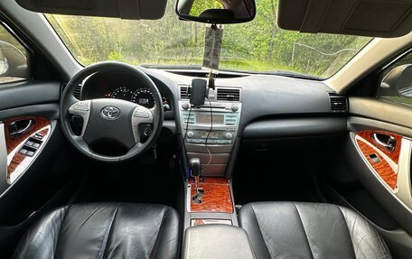 Toyota Camry, 2008 год, 1 190 000 рублей, 9 фотография