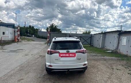Toyota RAV4, 2019 год, 2 660 000 рублей, 4 фотография