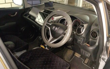 Honda Fit III, 2008 год, 750 000 рублей, 5 фотография