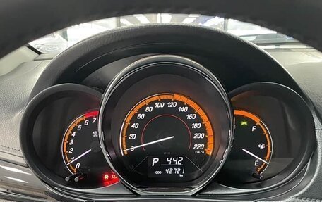 Toyota Yaris XP150 рестайлинг, 2022 год, 1 267 010 рублей, 13 фотография
