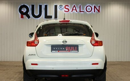 Nissan Juke II, 2013 год, 890 000 рублей, 9 фотография