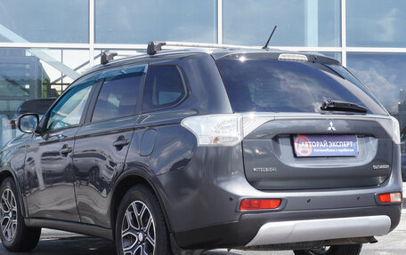 Mitsubishi Outlander III рестайлинг 3, 2014 год, 1 295 000 рублей, 7 фотография