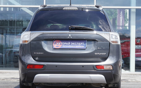 Mitsubishi Outlander III рестайлинг 3, 2014 год, 1 295 000 рублей, 6 фотография