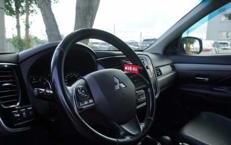 Mitsubishi Outlander III рестайлинг 3, 2014 год, 1 295 000 рублей, 11 фотография