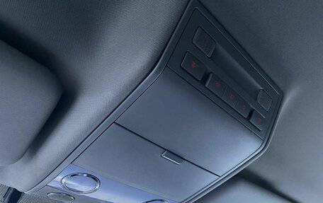 Volkswagen Touareg III, 2008 год, 1 010 000 рублей, 28 фотография