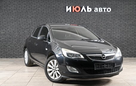 Opel Astra J, 2011 год, 650 000 рублей, 4 фотография