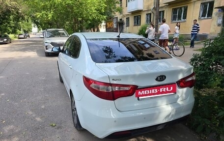 KIA Rio III рестайлинг, 2013 год, 700 000 рублей, 3 фотография