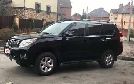 Toyota Land Cruiser Prado 150 рестайлинг 2, 2013 год, 3 350 000 рублей, 2 фотография