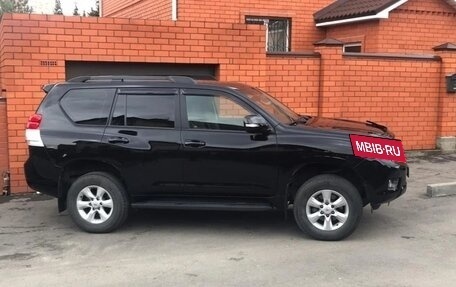 Toyota Land Cruiser Prado 150 рестайлинг 2, 2013 год, 3 350 000 рублей, 3 фотография