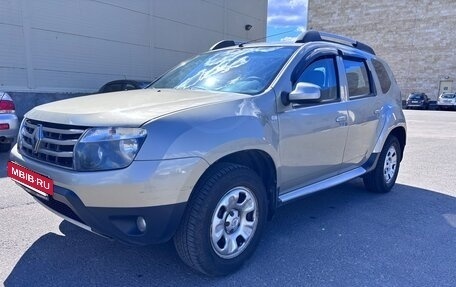 Renault Duster I рестайлинг, 2014 год, 939 000 рублей, 8 фотография