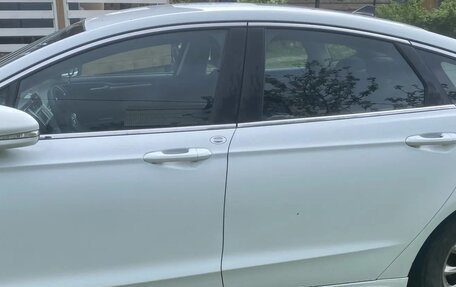 Ford Mondeo V, 2015 год, 980 000 рублей, 4 фотография