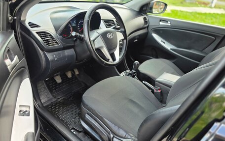 Hyundai Solaris II рестайлинг, 2014 год, 780 000 рублей, 10 фотография