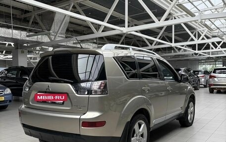 Mitsubishi Outlander III рестайлинг 3, 2008 год, 920 000 рублей, 2 фотография