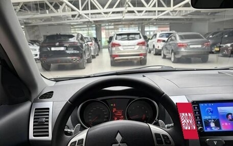 Mitsubishi Outlander III рестайлинг 3, 2008 год, 920 000 рублей, 12 фотография