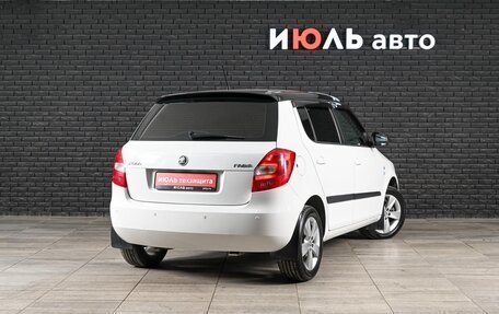 Skoda Fabia II, 2013 год, 865 000 рублей, 4 фотография