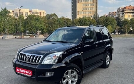 Toyota Land Cruiser Prado 120 рестайлинг, 2007 год, 2 500 000 рублей, 2 фотография