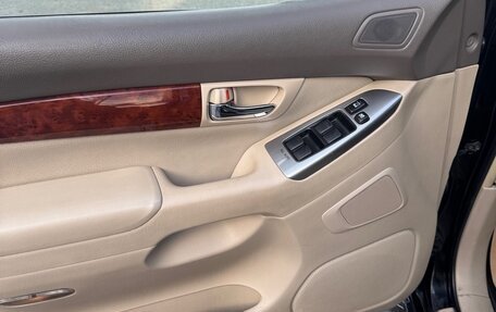 Toyota Land Cruiser Prado 120 рестайлинг, 2007 год, 2 500 000 рублей, 19 фотография