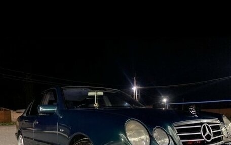Mercedes-Benz E-Класс, 1997 год, 470 000 рублей, 9 фотография