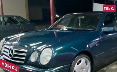 Mercedes-Benz E-Класс, 1997 год, 470 000 рублей, 7 фотография