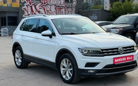 Volkswagen Tiguan II, 2018 год, 3 090 000 рублей, 5 фотография