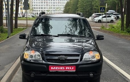 Chevrolet Niva I рестайлинг, 2011 год, 360 000 рублей, 1 фотография