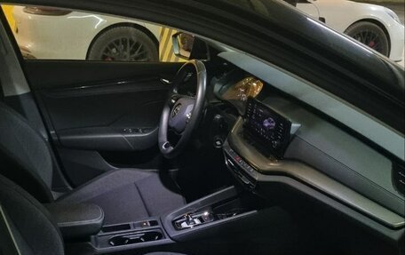 Skoda Octavia IV, 2021 год, 2 200 000 рублей, 21 фотография