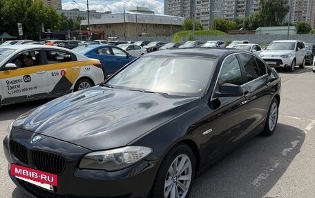BMW 5 серия, 2010 год, 1 650 000 рублей, 8 фотография