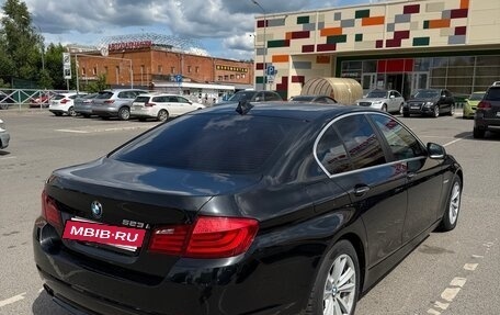 BMW 5 серия, 2010 год, 1 650 000 рублей, 4 фотография