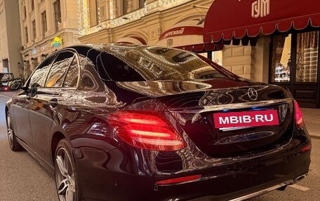 Mercedes-Benz E-Класс, 2018 год, 4 000 000 рублей, 6 фотография