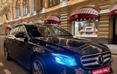 Mercedes-Benz E-Класс, 2018 год, 4 000 000 рублей, 4 фотография