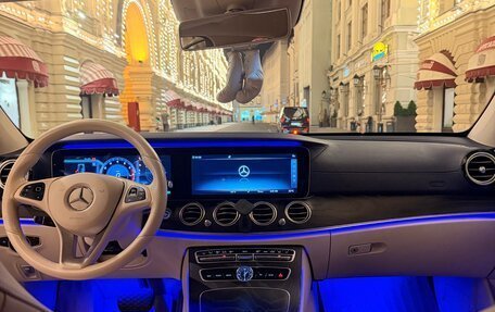 Mercedes-Benz E-Класс, 2018 год, 4 000 000 рублей, 11 фотография