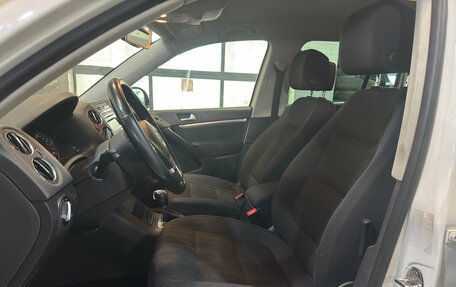 Volkswagen Tiguan I, 2012 год, 1 049 000 рублей, 13 фотография