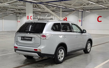 Mitsubishi Outlander III рестайлинг 3, 2014 год, 1 619 000 рублей, 5 фотография