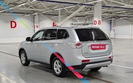 Mitsubishi Outlander III рестайлинг 3, 2014 год, 1 619 000 рублей, 7 фотография