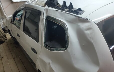 Renault Duster I рестайлинг, 2014 год, 333 333 рублей, 5 фотография