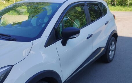 Renault Kaptur I рестайлинг, 2019 год, 1 200 000 рублей, 2 фотография
