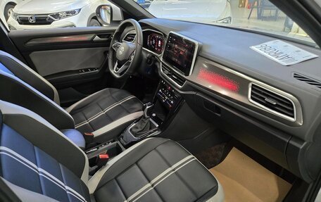 Volkswagen T-Roc I, 2023 год, 1 385 000 рублей, 7 фотография