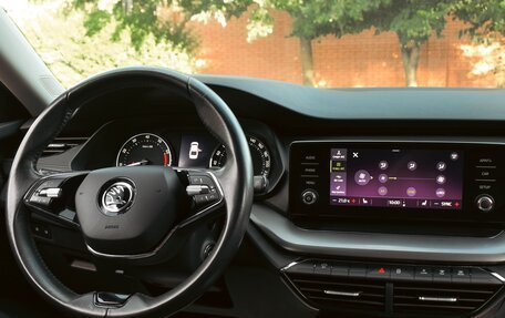 Skoda Octavia IV, 2021 год, 2 200 000 рублей, 13 фотография