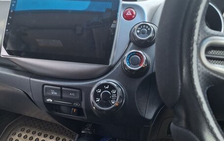 Honda Fit III, 2011 год, 700 000 рублей, 11 фотография