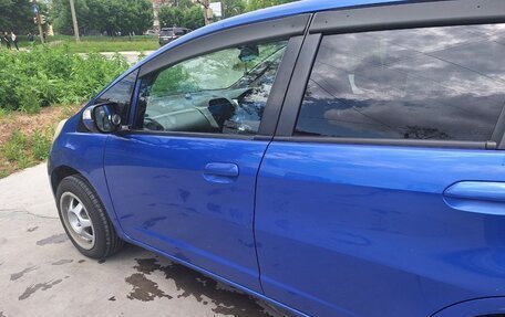 Honda Fit III, 2011 год, 700 000 рублей, 10 фотография