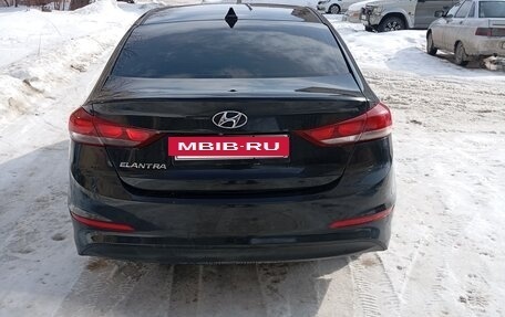 Hyundai Elantra VI рестайлинг, 2017 год, 970 000 рублей, 2 фотография