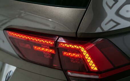 Volkswagen Tiguan II, 2018 год, 2 490 000 рублей, 10 фотография